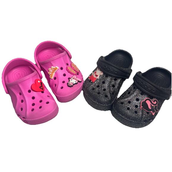 Crocs Classic Clog Toddler Size 7C Lot Girls Pink & Black Glitter w/ Shoe Charms - Picture 1 of 16